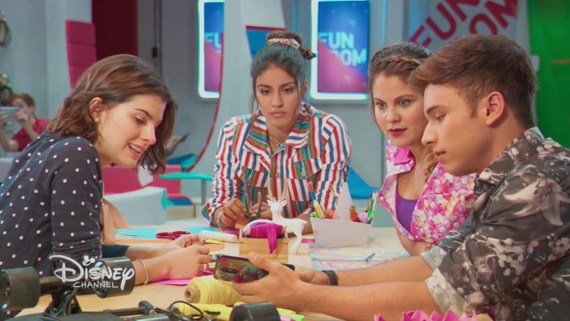 Celeste, Bia, Daisy, John - Bia Disney Channel