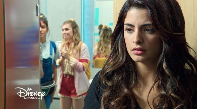 Mara - Bia Disney Channel