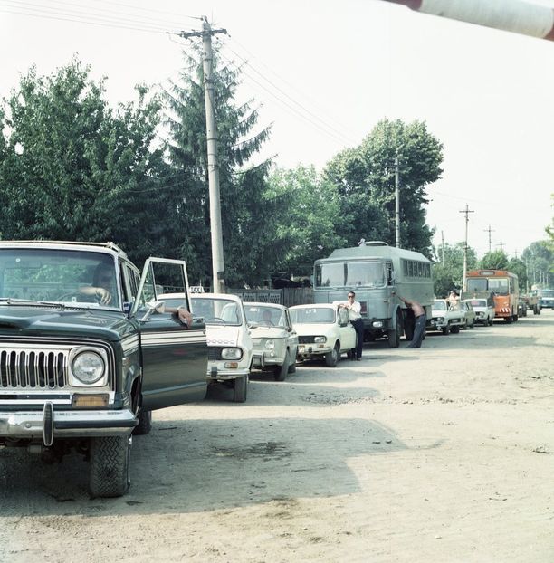 Angela Merge Mai Departe - Angela Merge Mai Departe 1981