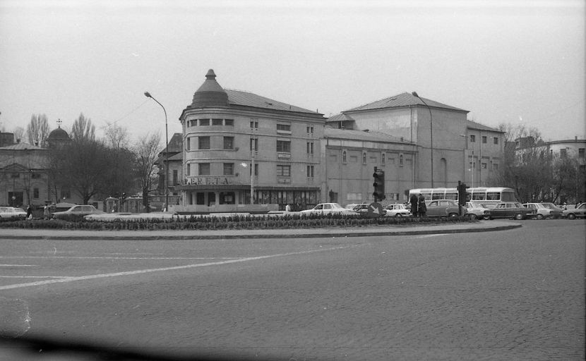 Angela Merge Mai Departe - Angela Merge Mai Departe 1981