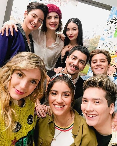 Elenco - Bia Disney Channel