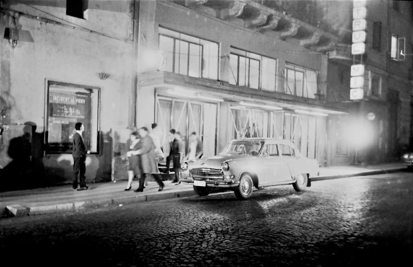 Un Film Cu O Fata Fermecatoare - Un Film Cu O Fata Fermecatoare 1966