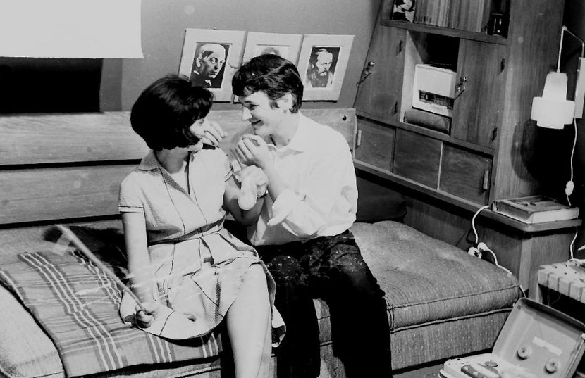 Un Film Cu O Fata Fermecatoare - Un Film Cu O Fata Fermecatoare 1966