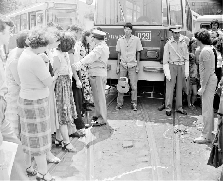 Sfarsitul Noptii - Sfarsitul Noptii 1982