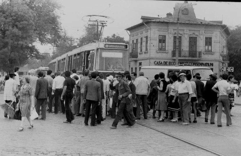 Sfarsitul Noptii - Sfarsitul Noptii 1982