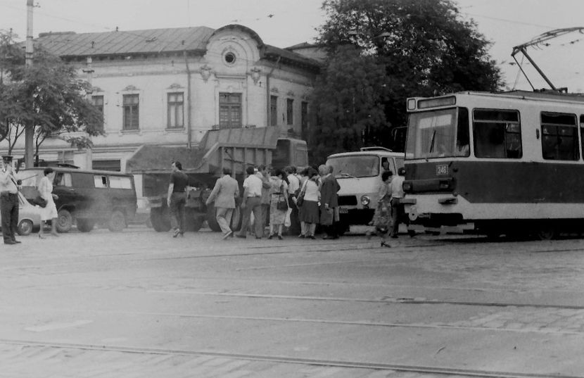 Sfarsitul Noptii - Sfarsitul Noptii 1982