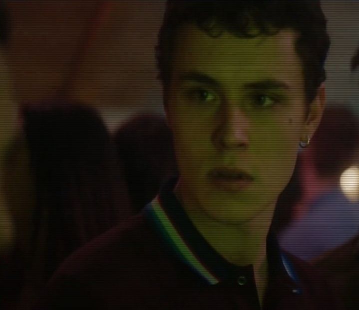 ☼.:｡☽; și pentru el aerul nu mai era relaxat, ci întețit și gros. ‘Vă las.’ Lăsă brațul în jos - time to go cruising down the 8th