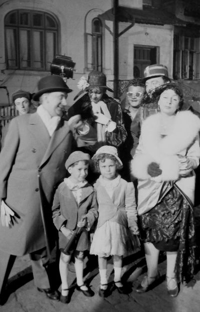 Doi Vecini - Doi Vecini 1959