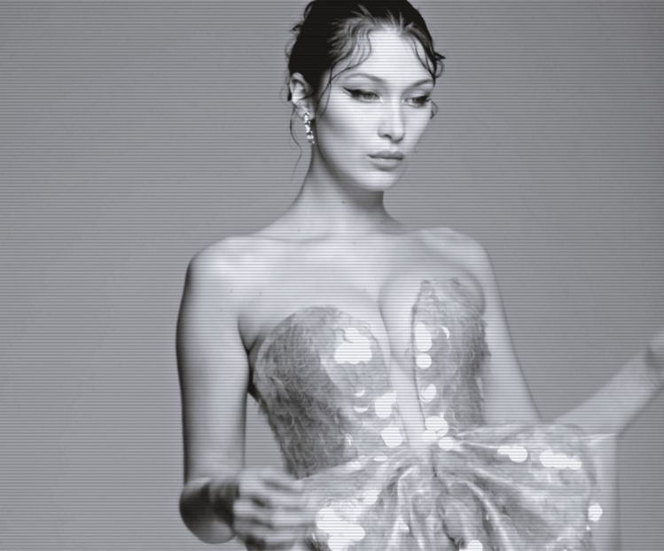 ¹ ∙ͅ●̤̈̇·̣̇　̾ ;˛ a răsăritului de soare. O păli interesul pentru răspuns, și-l aștepta intrigată. - time to go cruising down the 8th