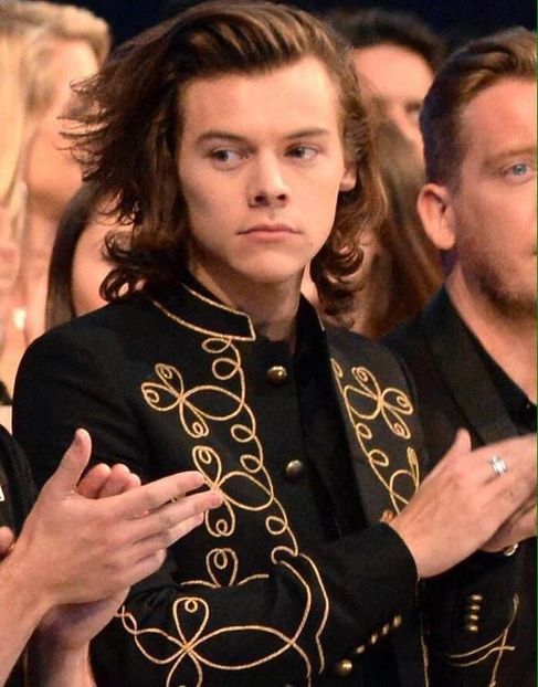 Fa-o tu. E mai palpitant. ( o privește ce sigura e pe ea și - LD - Episodul 5