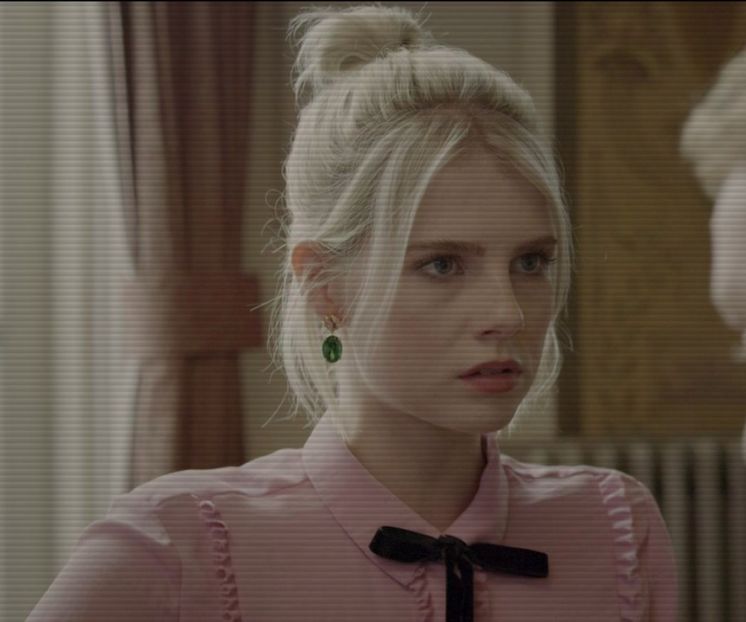 ⌮˒♥˓ Iṇ꒒ục̣y’s⋅⁽ẅöṛdṡ⁾... 　‰ː lângă, este în acelaşi timp neutră şi chiar sfredelitoare. Ridică o - time to go cruising down the 8th