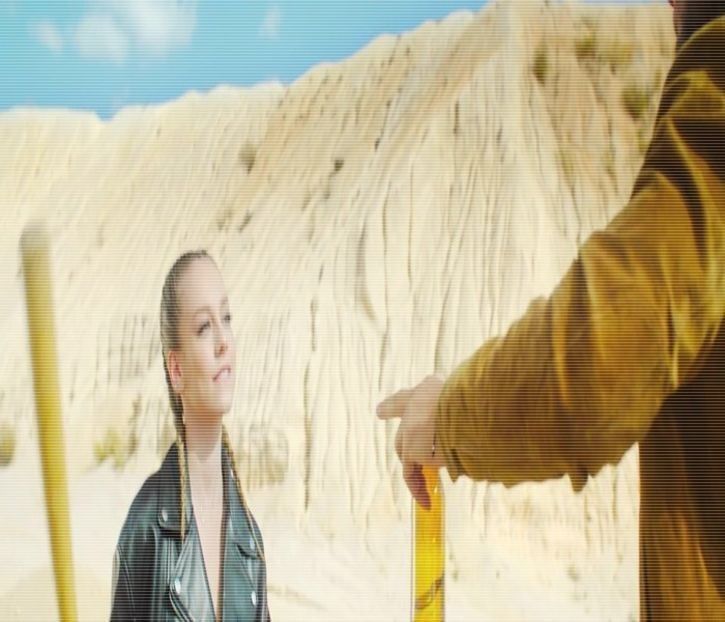 ╰　·•  propagandă! Întinde brațele înspre ea, iar Ifrit îi adulmecase mirosul imprimat în degete, dup - time to go cruising down the 8th