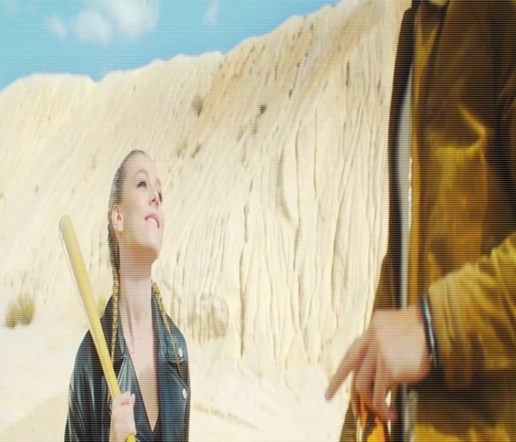 ╰　·•  Răspunsul oarecum tăios îi ajunge la urechi cu un ton gelid, privind-o pe șatenă puțin încrunt - time to go cruising down the 8th