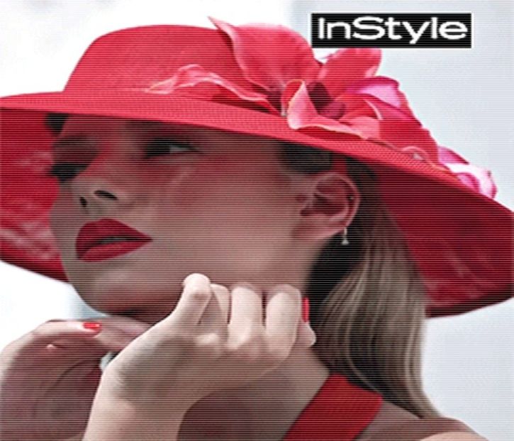 ╰　·• întreaga expresie cu o linie dreaptă, buzele-i roșiatice apărând acum cu mult mai - time to go cruising down the 8th