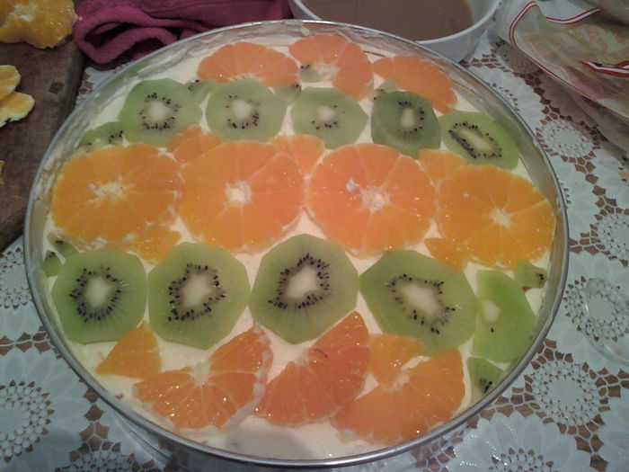 tort diplomat; in timpul "confectionarii"
