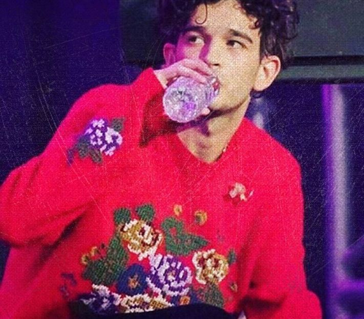 ⊺ⱶ∙ⱻ⃞¹⁹⁷⁵∕▪‧.; acele picioare stângace și moi de beție spre ei, numai ca să fie blocat de secta lui. - time to go cruising down the 8th