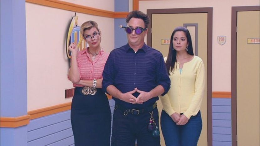 Desdemona, Agamemnon, Lily - Every witch way