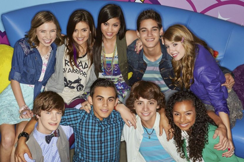Cast - Every witch way