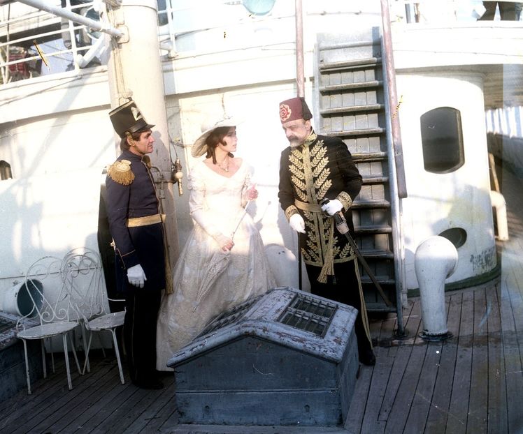 Trandafirul Galben - Trandafirul Galben 1982