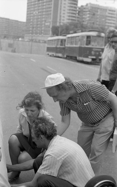 Angela Merge Mai Departe - Angela Merge Mai Departe 1981