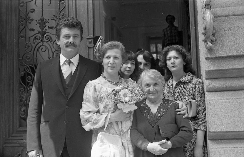 Angela Merge Mai Departe - Angela Merge Mai Departe 1981