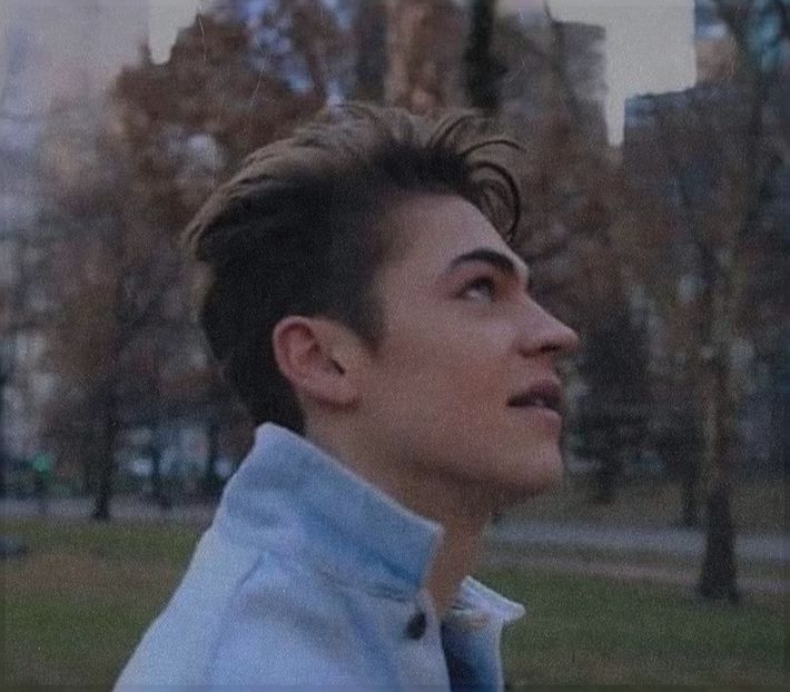 থৣĦғᴛ؟ℬᵉ̶̶ᵃ̶̶ᵘ̶̶ℛᵉ̶ᵍ̶ᵃ̶ʳ̶ᵈ͠ ༈٫ Pe cât de ager ocupase un loc nou, în poalele bazinului, pe-atât - time to go cruising down the 8th