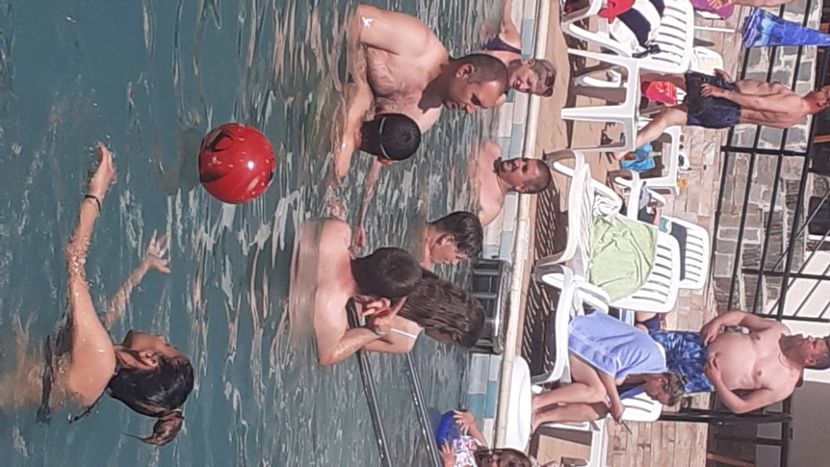  - Poze piscină
