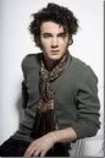 kevin jonas