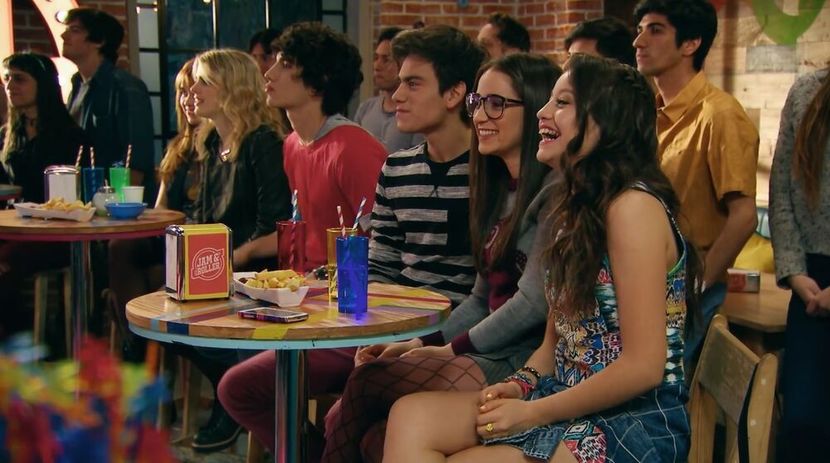 En el Roller - Soy Luna