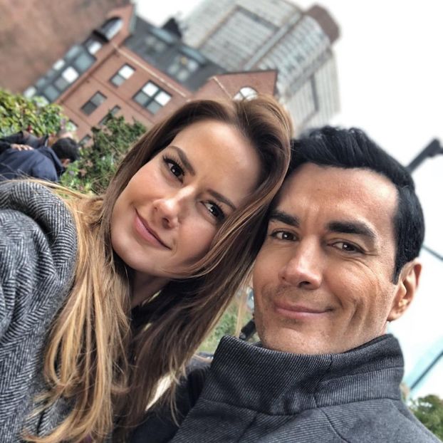 Victoria, Ricardo - Por amar sin ley