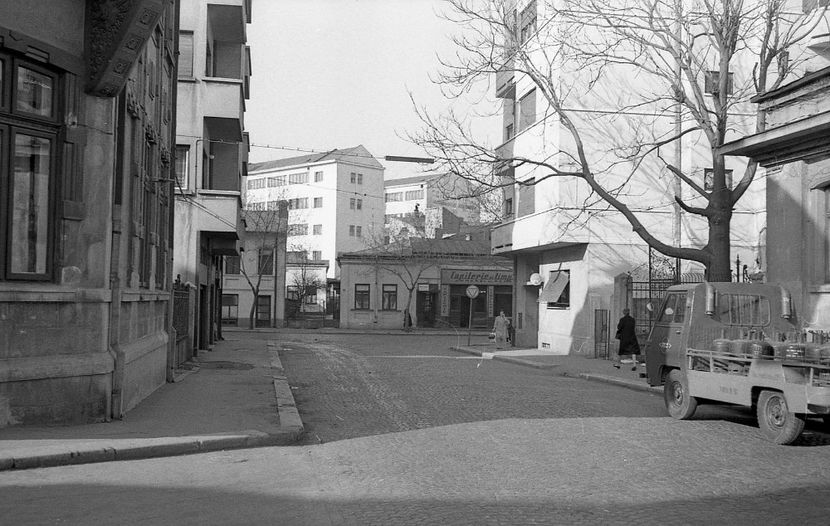 Cu Mainile Curate - Cu Mainile Curate 1972