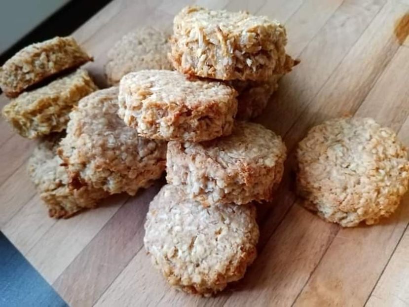  - Biscuiti cu mei cocos si apa de trandafiri