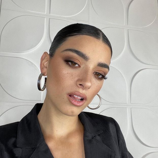  - No matter how we choose to live We both die at the end