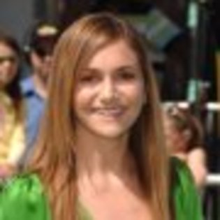 MV5BMTkxNDE4MzI1Ml5BMl5BanBnXkFtZTYwNjIxNzY1__V1__CR0,0,272,272_SS90_ - Alyson Stoner