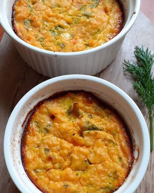  - Budinca cu cartofi dulci spanac marar si cascaval