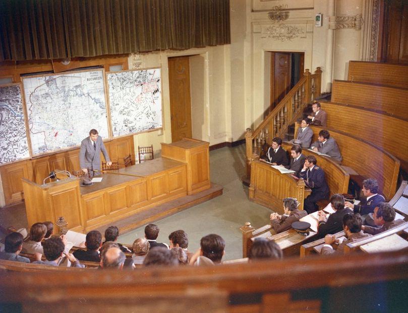 Cu Mainile Curate - Cu Mainile Curate 1972