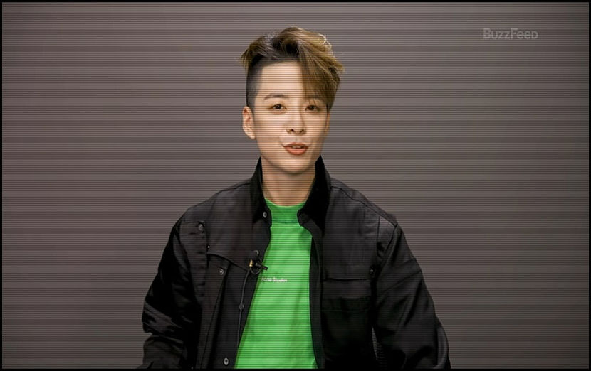 — ❝..ehe, normal că sunt, Yan nu e prieten cu oricine.❞ Mută privirea asupra ei, expresia - W A Y 2 - Episodul 03