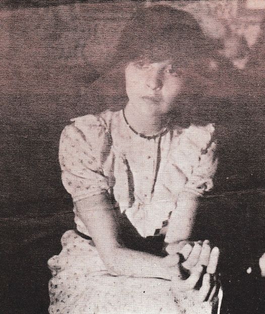 Mult Mai De Pret E Iubirea - Mult Mai De Pret E Iubirea 1982