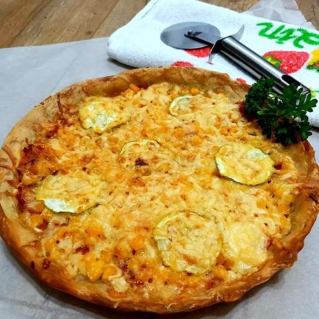  - Tarta cu porumb dovlecel si cheddar