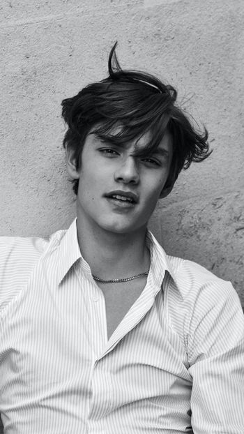  - Louis Partridge