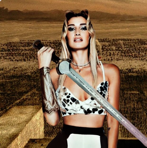 56F6BAF8-4AAB-4C0D-BCF7-0D8D84AD203C - 001 Alina aaa A