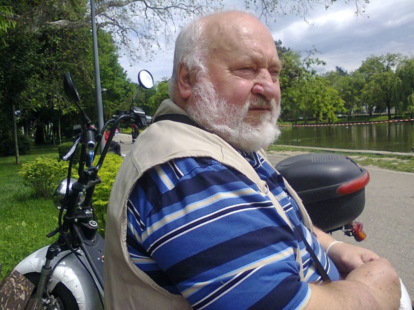 Fotografie6077 - 2021 Plimbare în parc 5 iunie