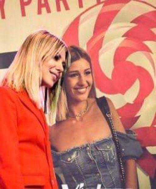 4A33DFBF-76A5-4E9F-9AE2-F92A266F4628 - 001 Alina ac