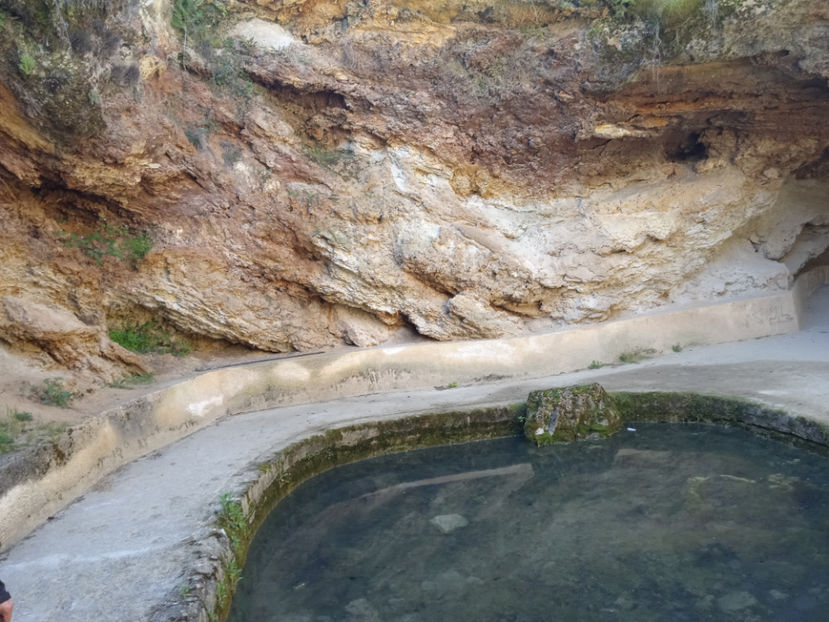  - Excursie la cascade