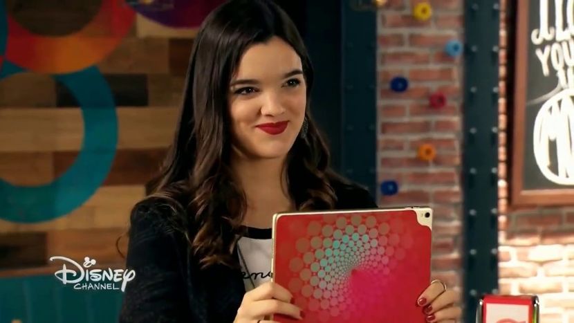 Delfi - Soy Luna fotos continuacion