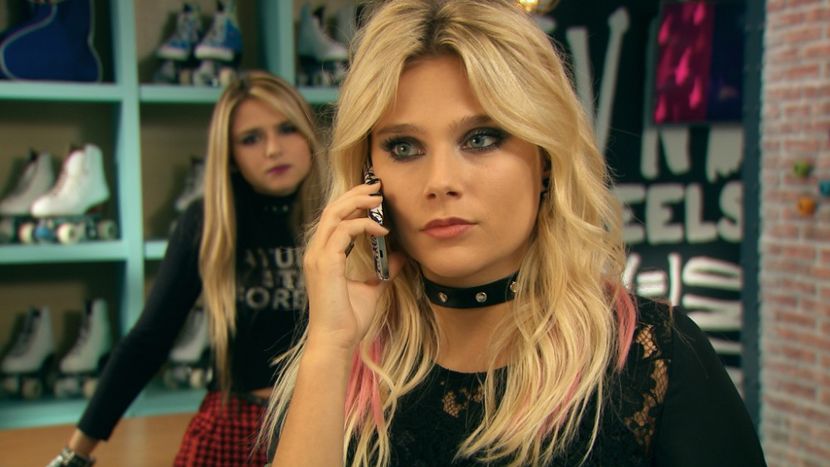 Emilia, Amnbar - Soy Luna fotos continuacion
