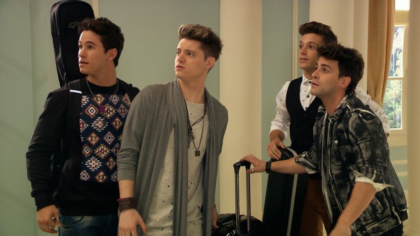 Simon, Nico, Matteo, Pedro - Soy Luna fotos continuacion