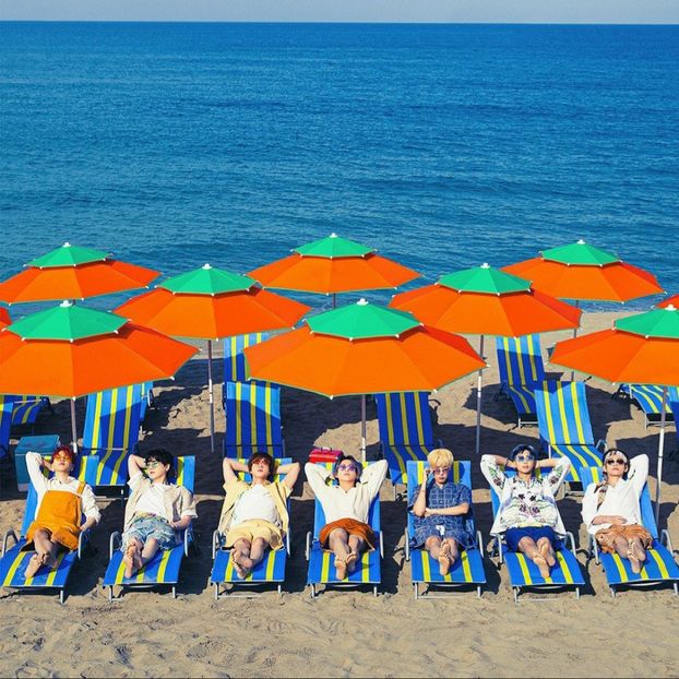 BTS ! On the beach ! - BTS Army