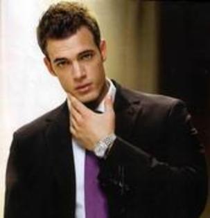 KHDVDMWXBNIIGCTCGAT - William Levy
