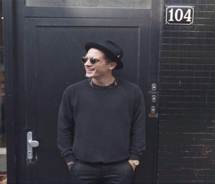 ̷͡︽.　· agitaseră, îl neliniștiseră, și astfel i se închisese stomacul. Faptul că-și dăduse - Tokyo the 9th place to disembark